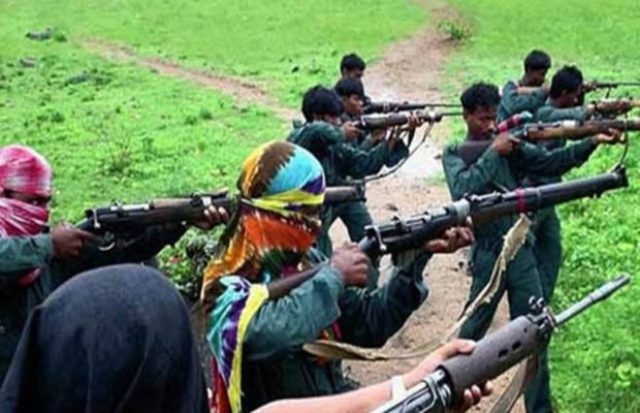 नक्सलियों ने किया 6 ग्रामीणों का अपहरण, एक अभी भी कब्जे में