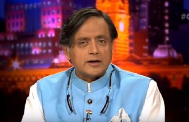 मौत से पहले सुनंदा पुष्कर ने किए थे थरुर को 2 ईमेल- मैं मरना चाहती हूं