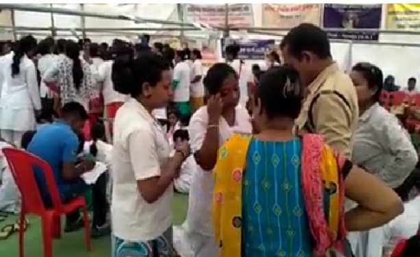 हड़ताली नर्सों की स्वास्थ्य संचालक के साथ बातचीत बेनतीजा