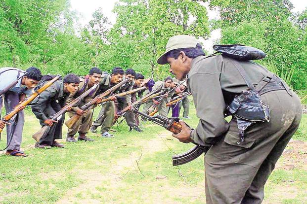 दो नक्सल सहयोगी गिरफ्तार, हत्या और आगजनी की घटना में शामिल थे दोनों