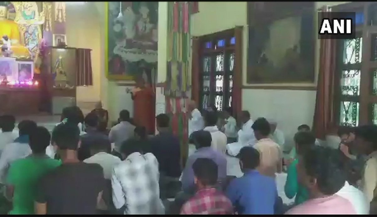 सरकार से नाराज़ दलित समाज के 120 लोगों ने स्वीकारा बौद्ध धर्म