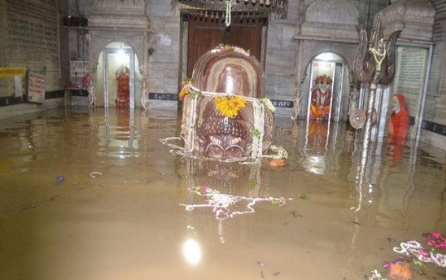 इस मंदिर से है गांधी परिवार का पुराना नाता, दर्शन के लिए राहुल के आने की उम्मीद