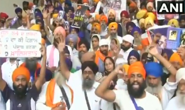 ऑपरेशन ब्लू स्टार की 34वीं बरसी, स्वर्ण मंदिर में गूंजे खालिस्तान जिंदाबाद के नारे