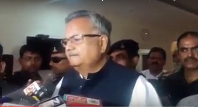 हाईपावर कमेटी ने सीएम को सौंपी रिपोर्ट, रमन ने कहा- अध्ययन के बाद करेंगे फैसला