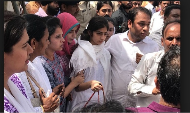 सत्ता, संपत्ति और साजिश के इर्द-गिर्द घूम रही भय्यूजी महाराज की मौत की कहानी