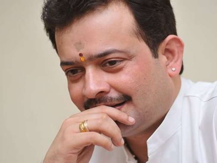 आखिर ऐसा कौन सा फोन आता था जिससे घबरा जाते थे भय्यू जी महाराज  ?