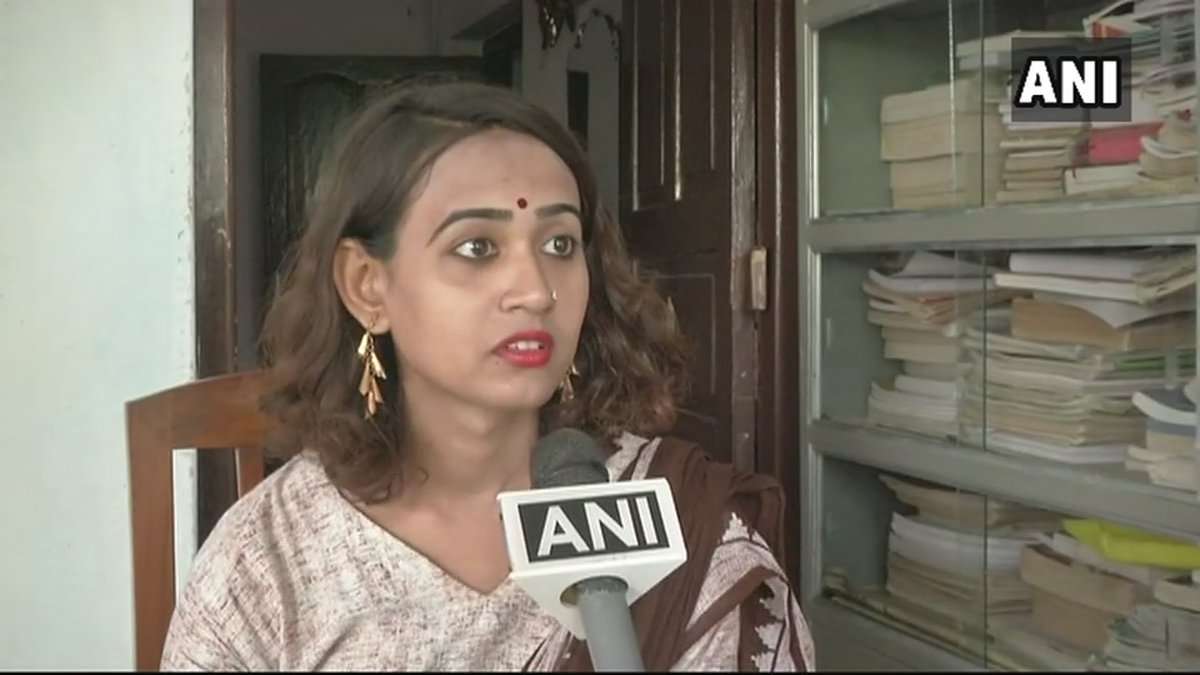 टीचर की नौकरी के लिए इंटरव्यू में सेक्स से जुड़े सवाल !