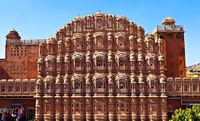 पर्यटकों के आकर्षण का केंद्र, गुलाबी शहर जयपुर