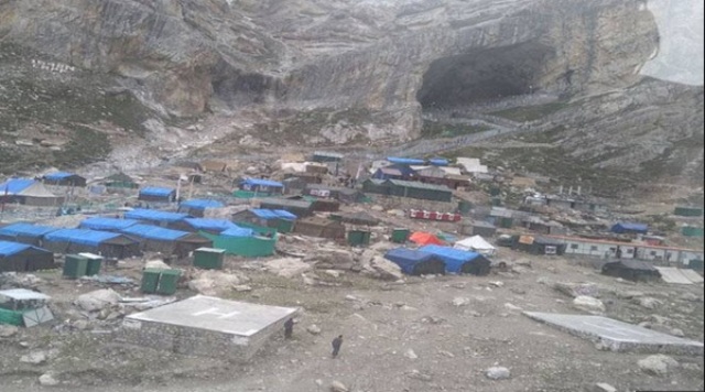 खराब मौसम के कारण अमरनाथ यात्रा स्थगित, 19 राज्यों में भारी बारिश का अलर्ट