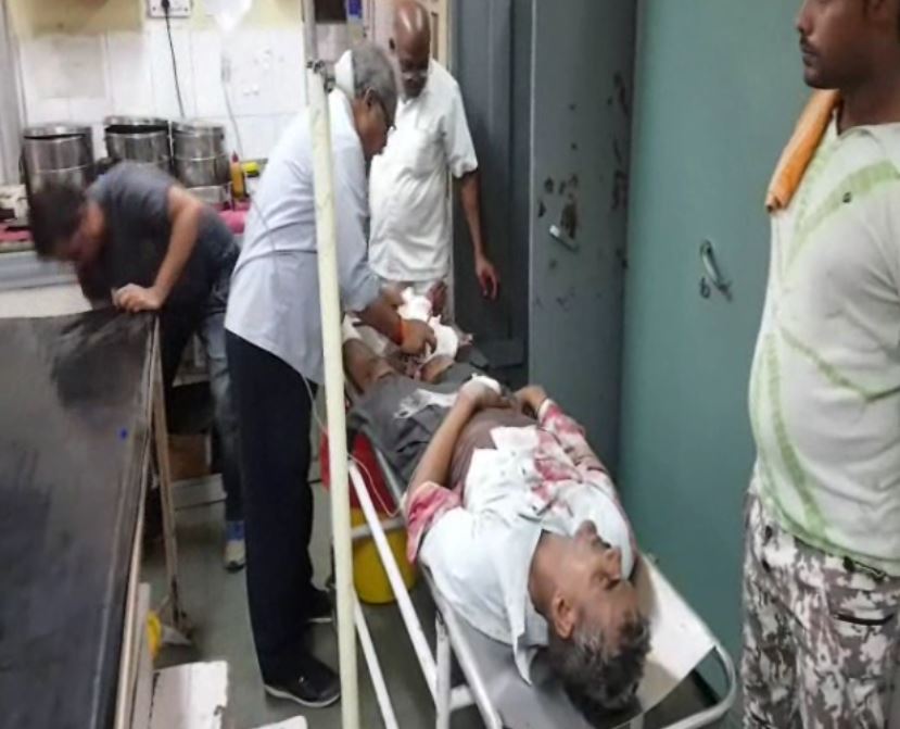 बारातियों से भरी पिकअप पलटी ,मौके पर दो की मौत