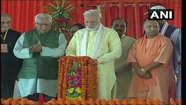 मोदी का कांग्रेस पर हमला- ये चाहते हैं कि 3 तलाक जारी रहे और मुस्लिम महिलाएं ऐसे ही मरती रहें’