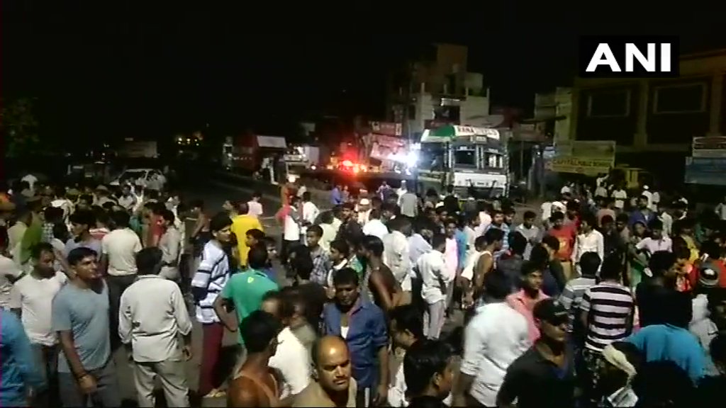 मीट फैक्ट्री में गैस लीक होने से तीन मजदूरों की मौत,बसपा के पूर्व सांसद के भाई की है फैक्ट्री