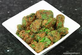 कोचई पत्ता की कढ़ी