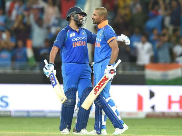 पाकिस्तान को रौंदने के बाद रोहित बोले- मैं किसी का क्रेडिट छीनना नहीं चाहूंगा।