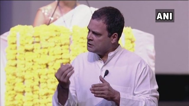 राहुल का राफेल को लेकर हमला, कहा देश का चौकीदार चोरी कर गया