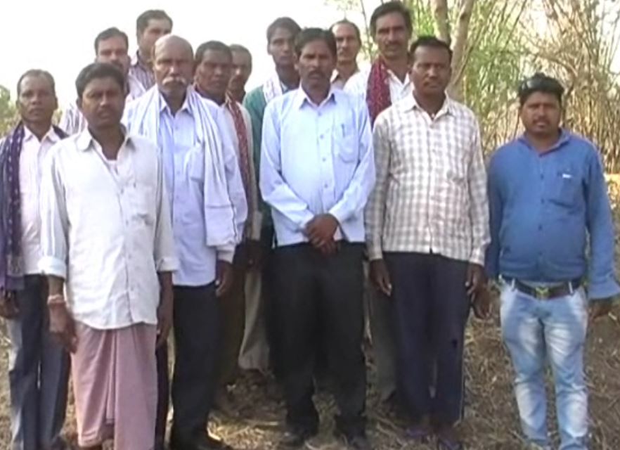 हाथियों से परेशान किसानों ने उग्र आंदोलन की दी चेतावनी