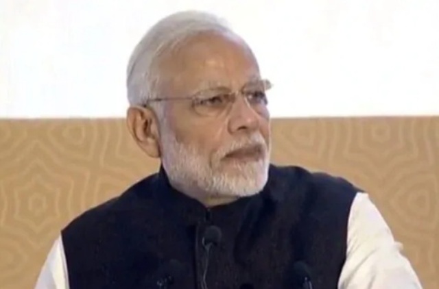 राहुल गांधी का बड़ा हमला, कहा- मोदी देश की नहीं, अनिल अंबानी की चौकीदारी करते हैं