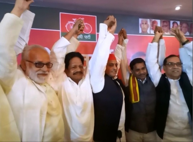 अखिलेश यादव ने घोषित किए सपा के 2 उम्मीदवारों के नाम, केंद्र और मप्र सरकार पर साधा निशाना