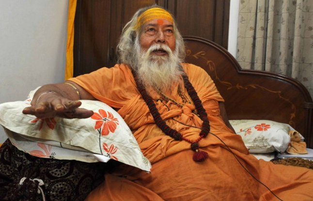 आरएसएस को शंकराचार्य स्वरुपानंद की नसीहत, कहा-शादी,सौदा नहीं बल्कि एक संस्कार है