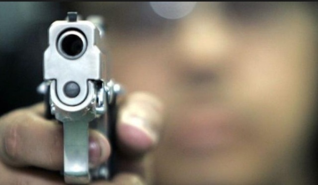 नक्सल इलाके में पदस्थ पुलिस जवान ने खुद को गोली मारी, हालत नाजुक