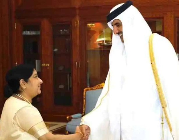 कुवैत के अमीर और प्रधानमंत्री से मिलीं सुषमा स्वराज, द्विपक्षीय संबंधो को मजबूत करने पर हुई चर्चा