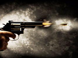 मुरैना में व्यक्ति ने पहले पत्नी को गोली मारी, फिर स्वयं को मारा
