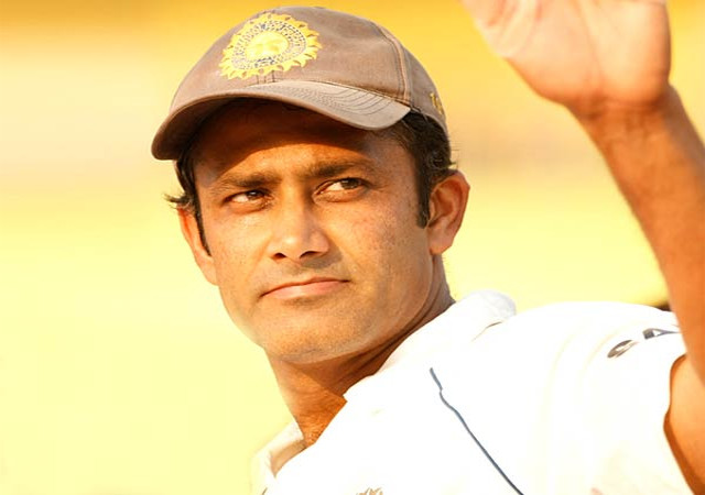 विमान में सेलिब्रेट किया गया पूर्व क्रिकेटर अनिल कुंबले का BIRTHDAY