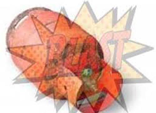 गर्ल्स होस्टल में सिलिंडर फटा, दो महिलाओं की मौत