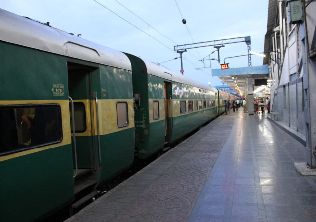 ट्रेन छूटी तो कैंसिल नहीं हो पाएगा आपका टिकट, रेलवे ने बदले नियम