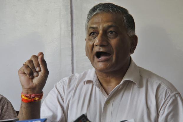 केंद्रीय मंत्री वीके सिंह के विवादित बोल ‘ पैसे लेकर छेड़ी गई असहिष्णुता पर बहस’