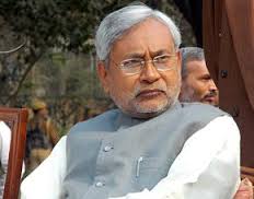 बिहार: पांचवी बार बिहार के सीएम बने नीतीश कुमार, लालू के दोनों बेटों ने भी ली शपथ