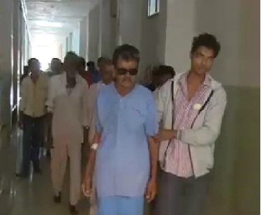 बड़वानी नेत्रकांड मामला: निलंबित नेत्ररोग विशेषज्ञ लामबंद