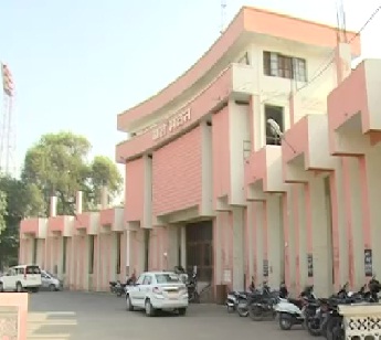 ग्वालियर: कबाड़ में तब्दील हो रही ट्राइसाइकिल