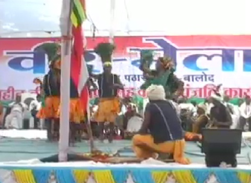 शहीद वीरनारायण सिंह के शहादत दिवस पर मेले का आयोजन