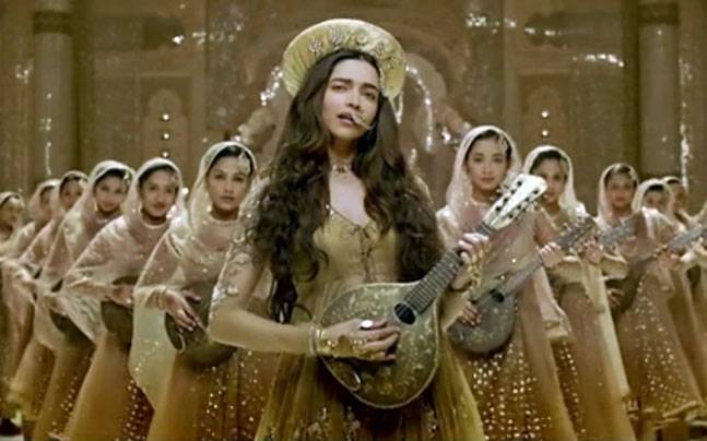 रिलीज से पहले हीट हुआ फिल्म ‘बाजीराव मस्तानी’ का ट्रेलर