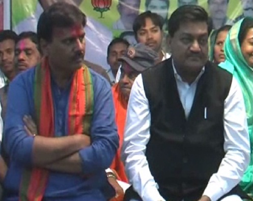 बेमेतरा: जिला बीजेपी अध्यक्ष के साथ 10 बीजेपी मंडल अध्यक्षों को सम्मान