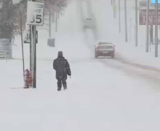 अमेरिका में बर्फीले तूफान का कहर, 6 हजार उड़ाने रद्द