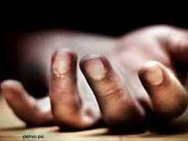 घर पर संदिग्ध हालत में मृत मिले दो सगे भाई