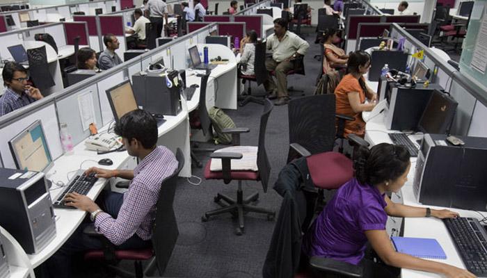 सरकारी कर्मचारियों के वेतन में 10.3% वृद्धि संभव