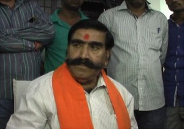 भाजपा MLA का बयान- JNU अय्याशी का अड्डा, मिलते हैं बीयर और कंडोम