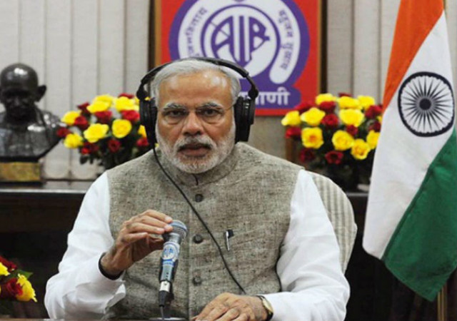 PM ने की मन की बात, सचिन और आनंद ने भी दिए छात्रों को सुझाव