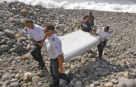 मोजेम्बिक तट पर मिला लापता MH 370 प्लेन का मलबा!