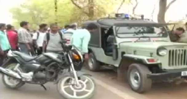 परीक्षा में फेल होने पर छात्रा ने ट्रेन से कटकर खुदकुशी की