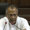 ताम्रध्वज का सरोज पर पलटवार, कहा- ब्यूटी पार्लर जाना बंद कर दें और सलवार सूट पहनकर निकले तो कौन पहचानेगा।