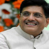 रेल मंत्री पीयूष गोयल के कार्यक्रम में रेलवे कर्मचारियों का हंगामा, लगाए मुर्दाबाद के नारे, कार पर फेंके गमले