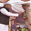 उत्कृष्ट सेवा के लिए गणतंत्र दिवस पर मुख्यमंत्री भूपेश के हाथों सम्मानित हुए पुलिस अधिकारी