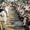 रेलवे ट्रैक पर गुर्जर, आरक्षण की कर रहे हैं मांग