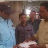 टिकट कटने से नाराज बीजेपी सांसद सपा में हुए शामिल, बीजेपी कार्यालय के चौकीदार को थमाया इस्तीफा