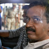 केजरीवाल ने पड़ोस में मोड़ा चुनावी मुद्दा, कहा – मोदी जीते तो होगी पाकिस्तान में आतिशबाजी, कांग्रेस ने भी मिलाया सुर