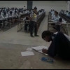 दिव्यांगता को शिक्षा की राह में नहीं बनने दिया रोड़ा, पैरों से लिखकर आज कॉलेज की पढ़ाई कर रही ये बेटी